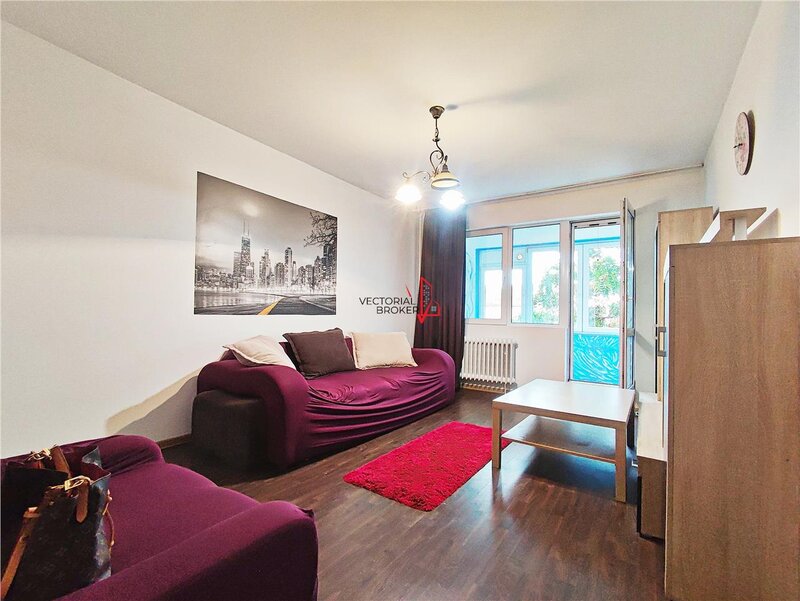 Intersectia Doamna Ghica, planul doi, prima inchiriere apartament et. 3,