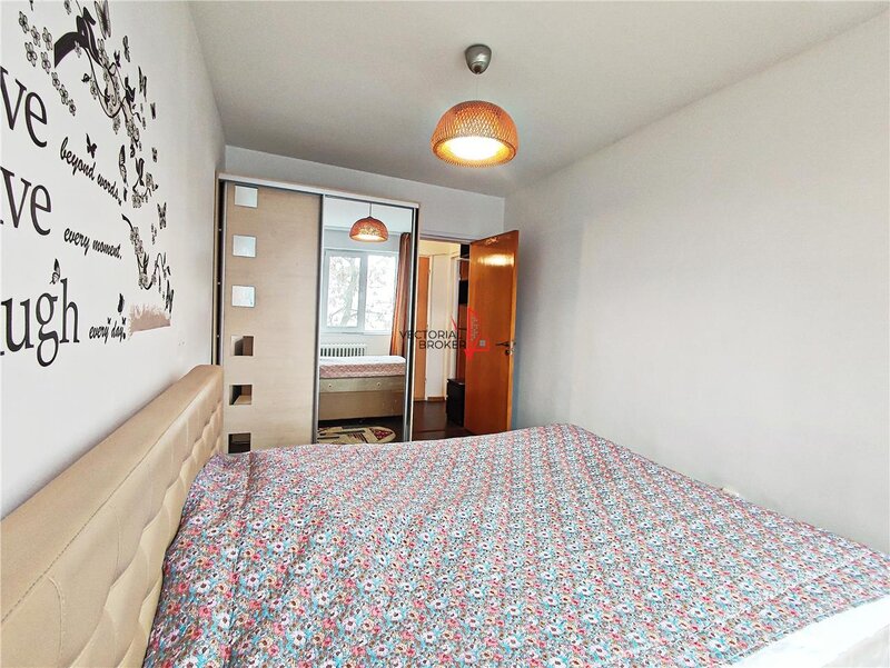 Intersectia Doamna Ghica, planul doi, prima inchiriere apartament et. 3,